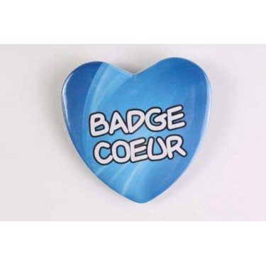 Badge 100% personnalisé en forme de coeur